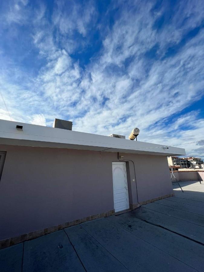Rooftop Apartment لاريسا المظهر الخارجي الصورة