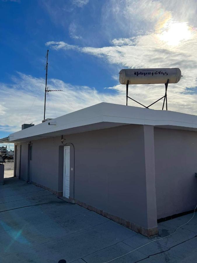 Rooftop Apartment لاريسا المظهر الخارجي الصورة