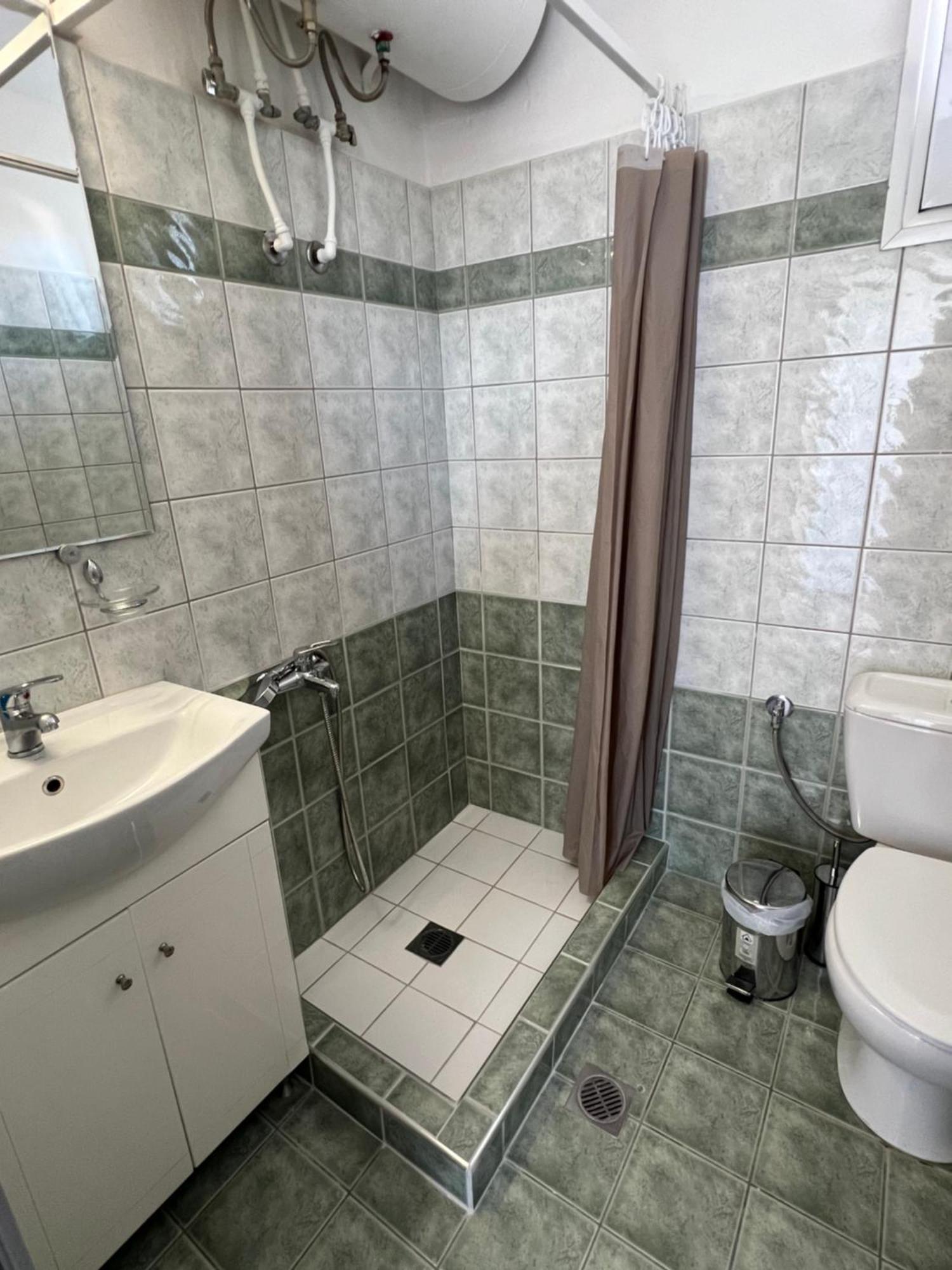 Rooftop Apartment لاريسا المظهر الخارجي الصورة